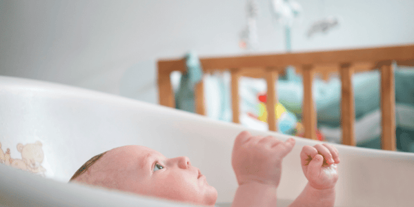 establishing a good routine with bathtime